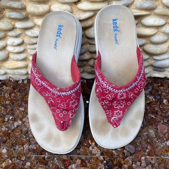 Keds Purefit Red Bandana Flip Flops. Size 7. Western Vacation Beach Summer - Picture 1 of 8